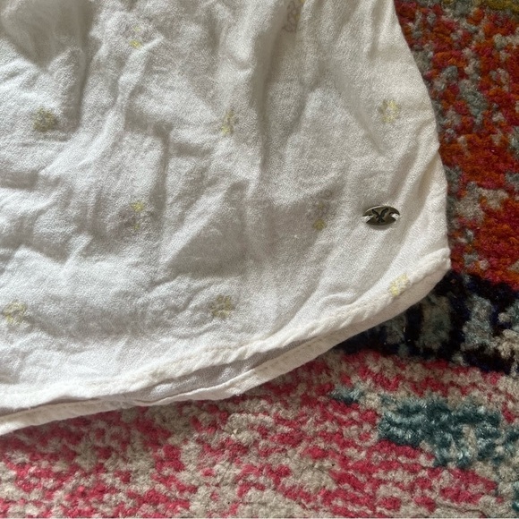 American Eagle Super Soft Floral Tassel Blouse size S - Picture 4 of 8